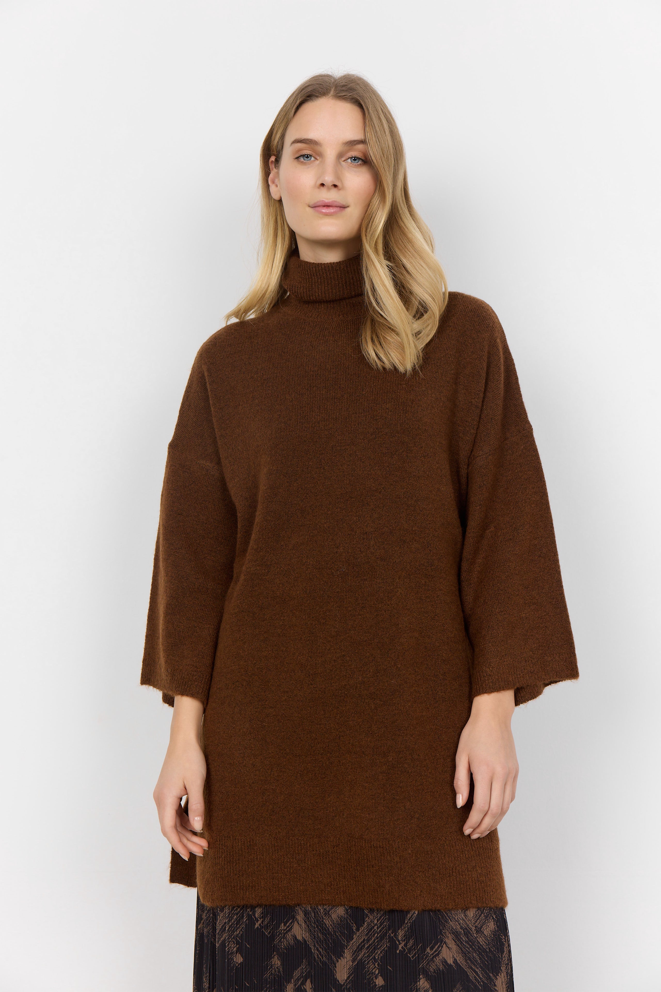 Nessie Pullover - Brown